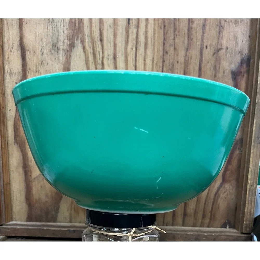 Pyrex fun green